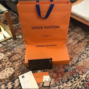Louis Vuitton Neverfull GM Pochette